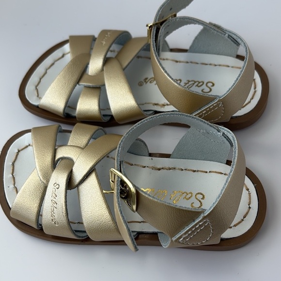 Salt Water Leather Sandals NEW Gold Size 7 US 8 - Picture 4 of 6